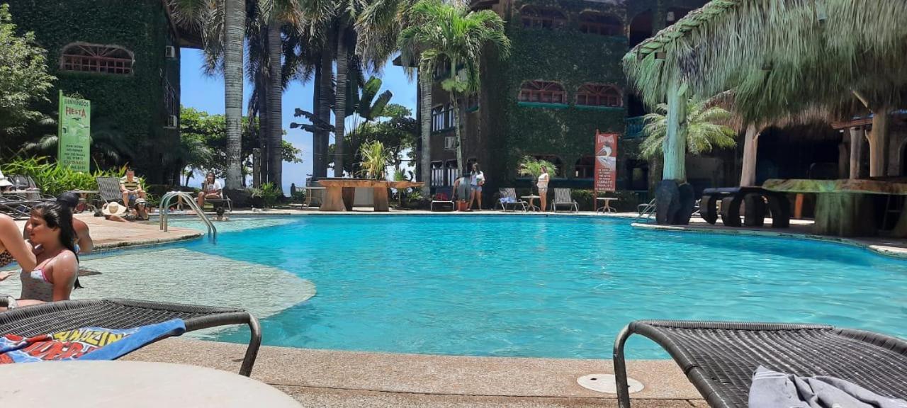 Marea Brava Hotel Jacó Exteriör bild